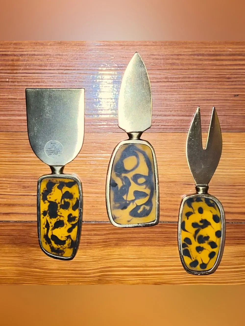 ANTHROPOLOGIE Tortoiseshell Cheese Knife Set